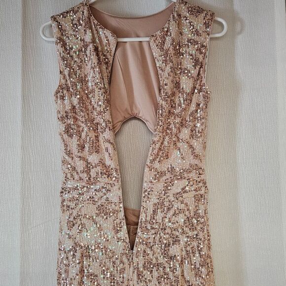 SHO Tadashi Shoji Rose Mist Sequin Cutout Taylor Swift Eras Look Sexy Jumpsuit - Picture 8 of 15